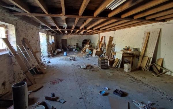 Vente Immeuble Ecoyeux   