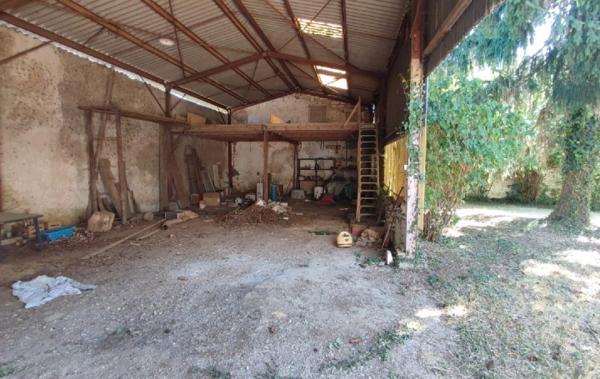 Vente Immeuble Ecoyeux   