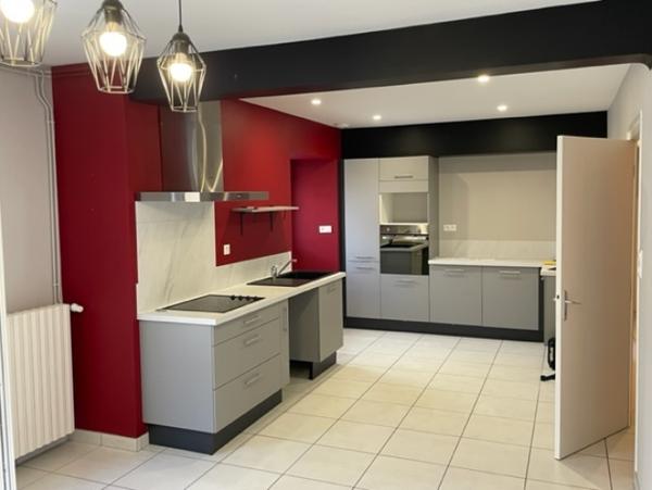 Location Maison 5 pièces Moutiers-sous-Chantemerle (79320)