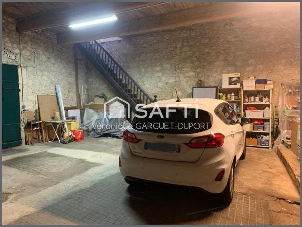 Spacieuse vigneronne au cœur du village