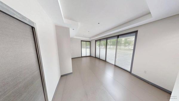 Vente / Maison T6+