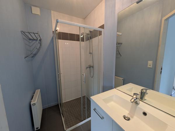 Seclin – T3 65 m² - parking À Seclin , bel appartement à la disposition idéale :