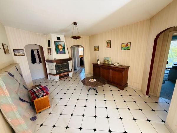 MAISON 7 PIÈCES 4 FACES AVEC GARAGE