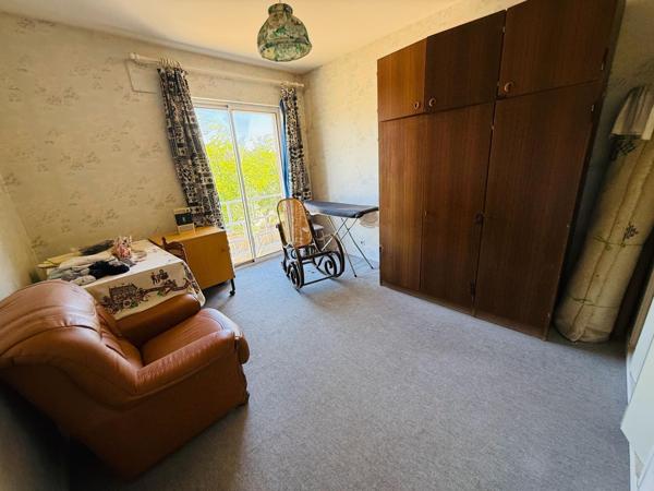 MAISON 7 PIÈCES 4 FACES AVEC GARAGE