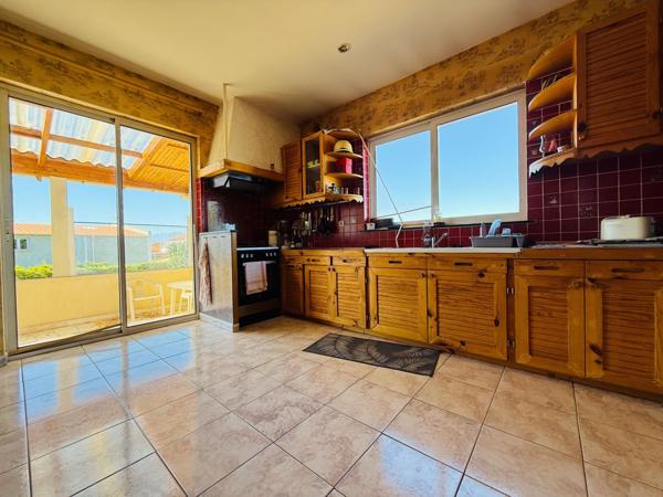 MAISON 7 PIÈCES 4 FACES AVEC GARAGE