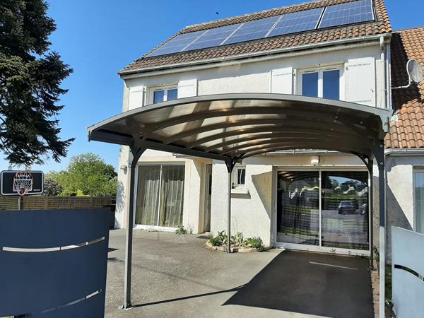 Maison spacieuse a vendre a Saint Porchaire