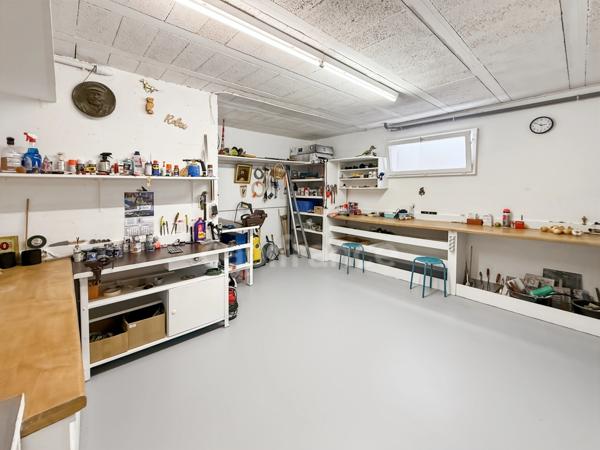 Maison à vendre 8 pièces PREVESSIN MOENS (01)