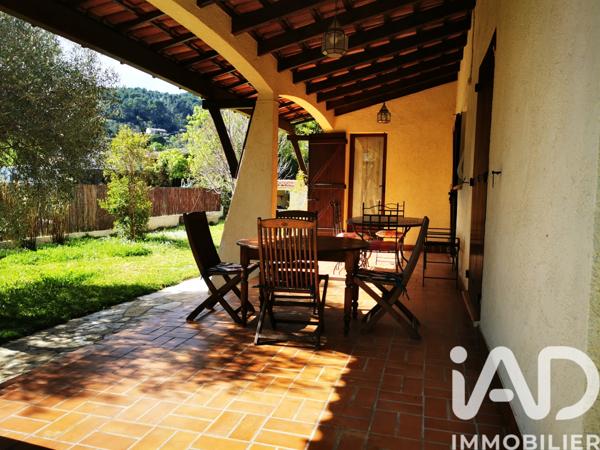 Maison à vendre 8 pièces 163 m² Solliès-Pont