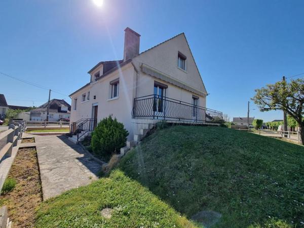 45410 Artenay  Maison 94 m² avec sous-sol et terrain clos de 698 m²