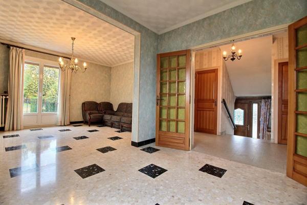 45410 Artenay  Maison 94 m² avec sous-sol et terrain clos de 698 m²