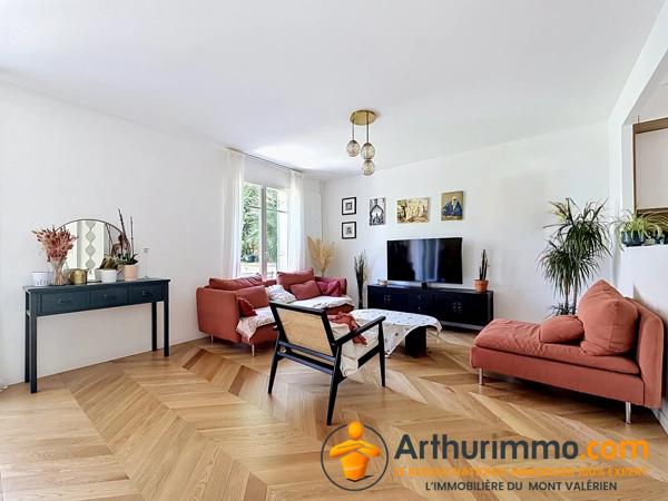 Location                                                      Maison
                        
                     5 pièces                      103 m2                     à Nanterre