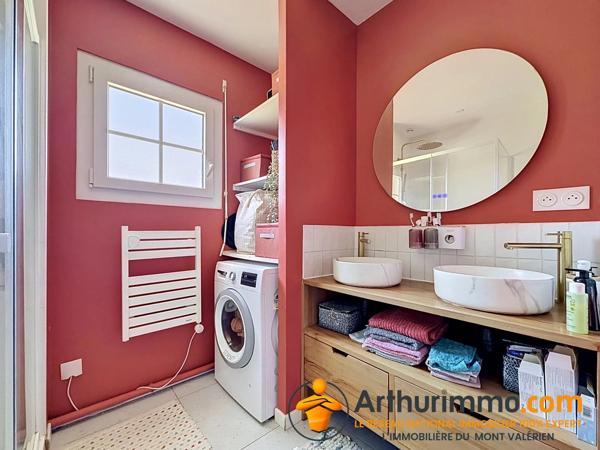 Location                                                      Maison
                        
                     5 pièces                      103 m2                     à Nanterre