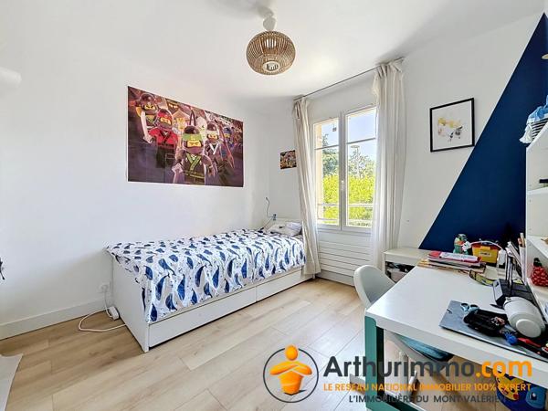 Location                                                      Maison
                        
                     5 pièces                      103 m2                     à Nanterre