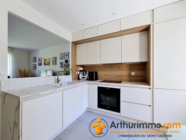 Location                                                      Maison
                        
                     5 pièces                      103 m2                     à Nanterre