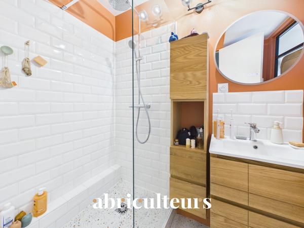 APPARTEMENT T3 REFAIT A NEUF 55M2 SANS VIS A VIS PROCHE COMMODITÉS