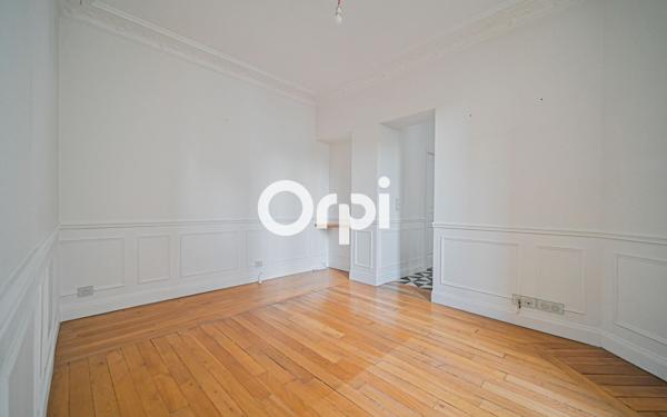 Appartement à vendre    3 pièces • 42 m2 Paris 20