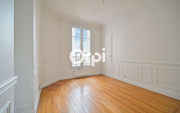 Appartement à vendre    3 pièces • 42 m2 Paris 20