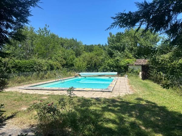 Maison avec piscine et accès directe à la rivière