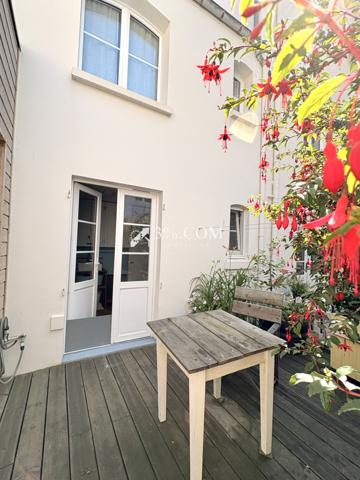 Appartement 5 pièce(s) 2 chambre(s) 134 m²