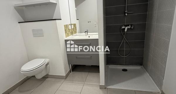 Location Appartement 2 pièces 43.9 m² - Aix-en-provence 13090