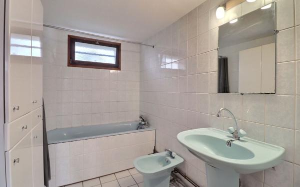 Maison à vendre    4 pièces •  Saint-Genix-sur-Guiers