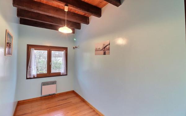 Maison à vendre    4 pièces •  Saint-Genix-sur-Guiers