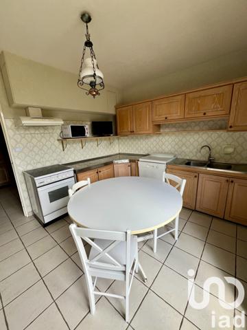 Maison à vendre 5 pièces 153 m² Bourges