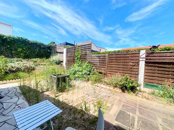 CANET EN ROUSSILLON : maison de plain pied, 3 chambres, garage et jardin à vendre