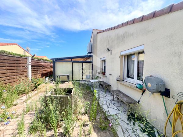 CANET EN ROUSSILLON : maison de plain pied, 3 chambres, garage et jardin à vendre