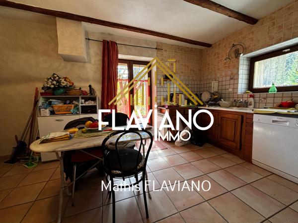 Barcelonnette (04400) FERME RÉNOVÉE - 6 PIÈCES - 1 400m2 TERRAIN & HANGAR / GARAGE