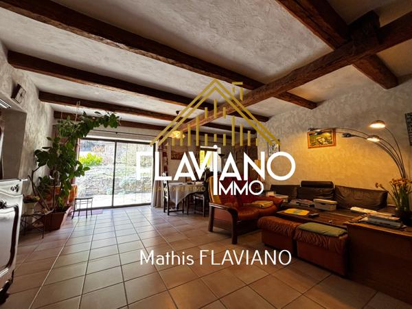 Barcelonnette (04400) FERME RÉNOVÉE - 6 PIÈCES - 1 400m2 TERRAIN & HANGAR / GARAGE