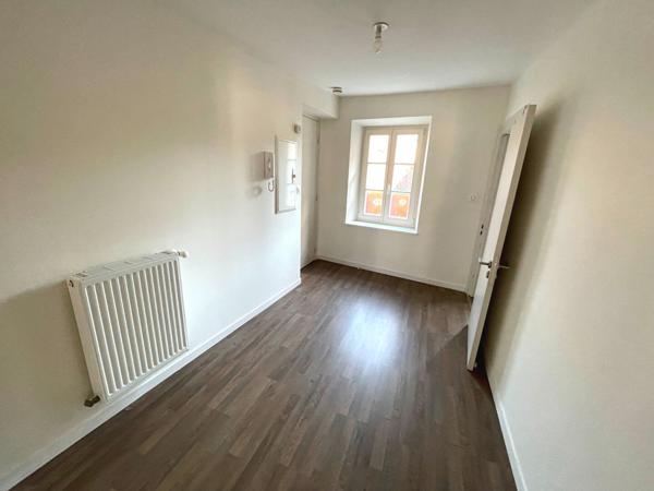 NANCY CENTRE - Place des Vosges - F2 - 47,70 m²