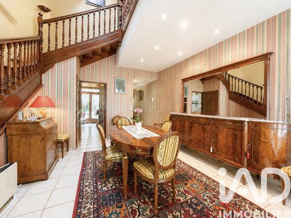 Maison à vendre 7 pièces 210 m² Mont-de-Marsan