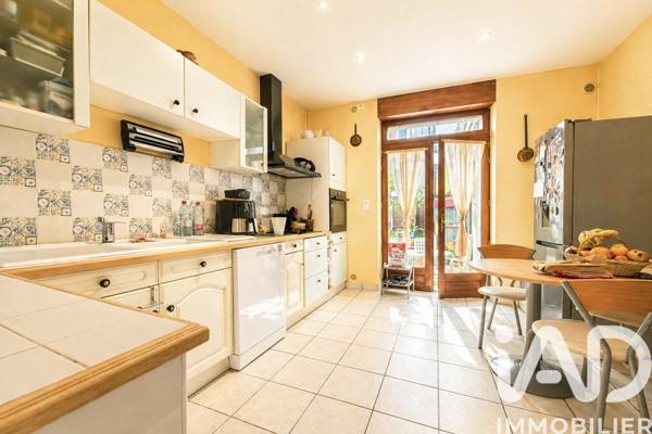 Maison à vendre 7 pièces 210 m² Mont-de-Marsan