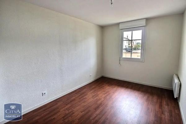 Appartement à louer 3 pièces 65.8m² Mérignac (33700)