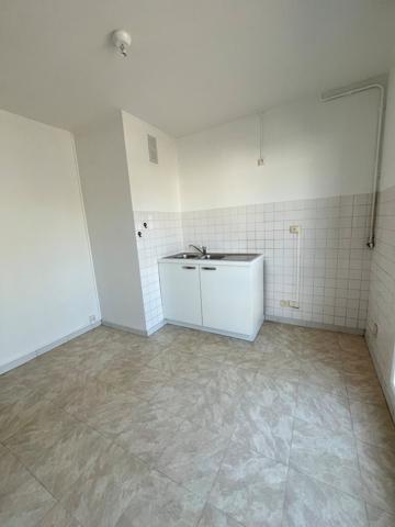 APPARTEMENT T3 AVEC CAVE ET GARAGE – TROYES
