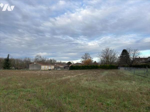 DISSAY - TERRAIN ABATIR - 3700 M²