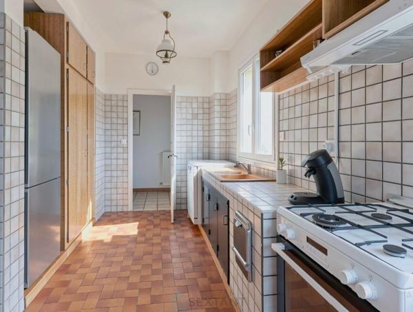 MARTIGUES TOURET DE VALLIER – Élégante MAISON FAMILIALE T7 - 180 m²/1300m² - avec piscine et magnifique environnement au calme
