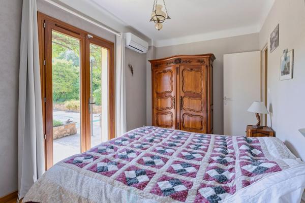 MARTIGUES TOURET DE VALLIER – Élégante MAISON FAMILIALE T7 - 180 m²/1300m² - avec piscine et magnifique environnement au calme