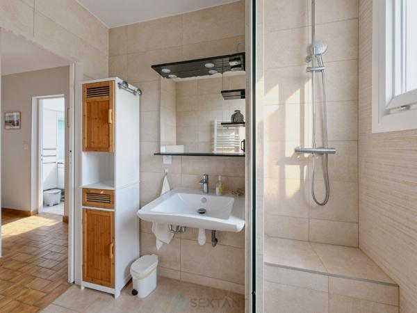 MARTIGUES TOURET DE VALLIER – Élégante MAISON FAMILIALE T7 - 180 m²/1300m² - avec piscine et magnifique environnement au calme