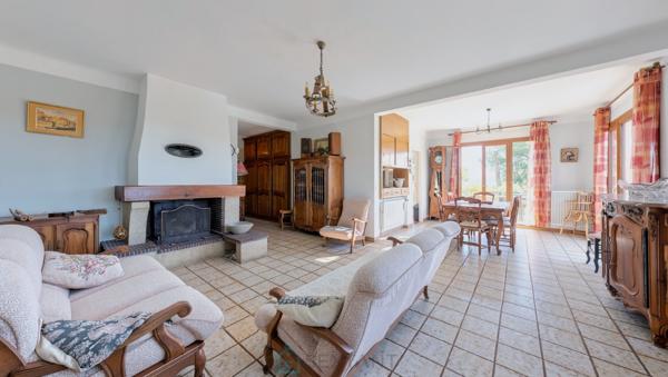 MARTIGUES TOURET DE VALLIER – Élégante MAISON FAMILIALE T7 - 180 m²/1300m² - avec piscine et magnifique environnement au calme