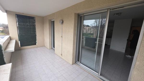 Appartement avec terrasse et parking Aix En Provence 2 pièce(s) 34.67 m2 secteur Luynes