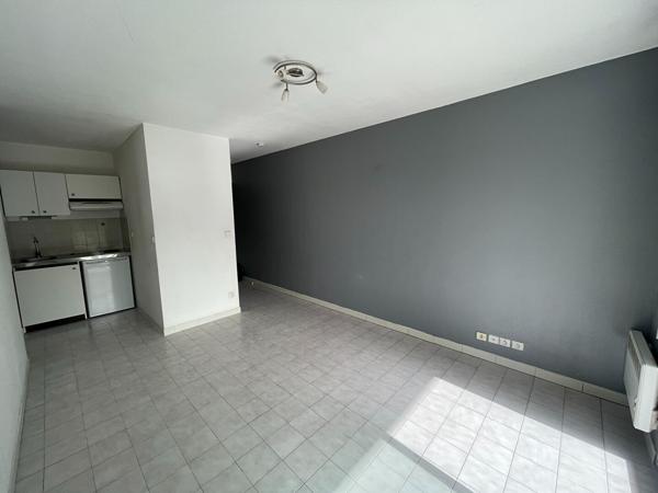 Appartement avec terrasse et parking Aix En Provence 2 pièce(s) 34.67 m2 secteur Luynes