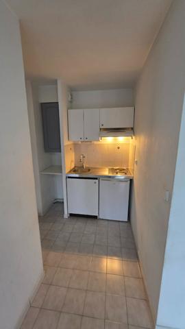Appartement avec terrasse et parking Aix En Provence 2 pièce(s) 34.67 m2 secteur Luynes