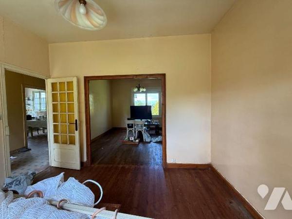 A VENDRE, PLEUMEUR BODOU

A proximité immédiate de la plage de PENVERN, 

Découvrez cette j...