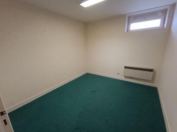 LOCAL COMMERCIAL CENTRE VILLE ROMORANTIN LANTHENAY