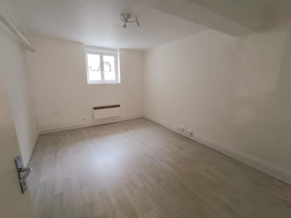 LOCAL COMMERCIAL CENTRE VILLE ROMORANTIN LANTHENAY