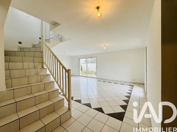 Location maison 5 pièces 118 m² Andrézieux-Bouthéon