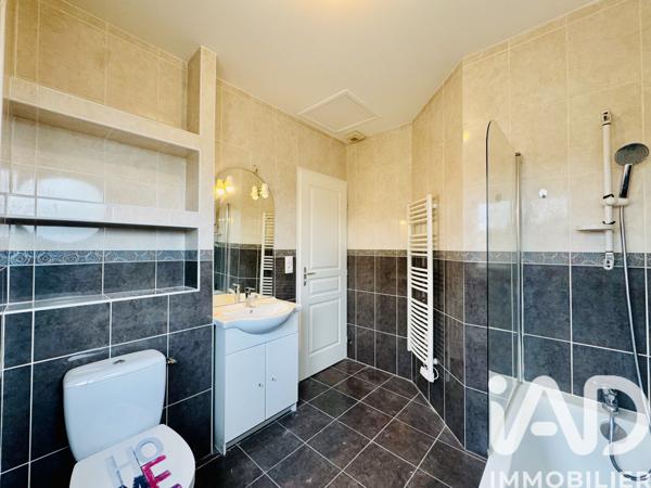 Location maison 5 pièces 118 m² Andrézieux-Bouthéon