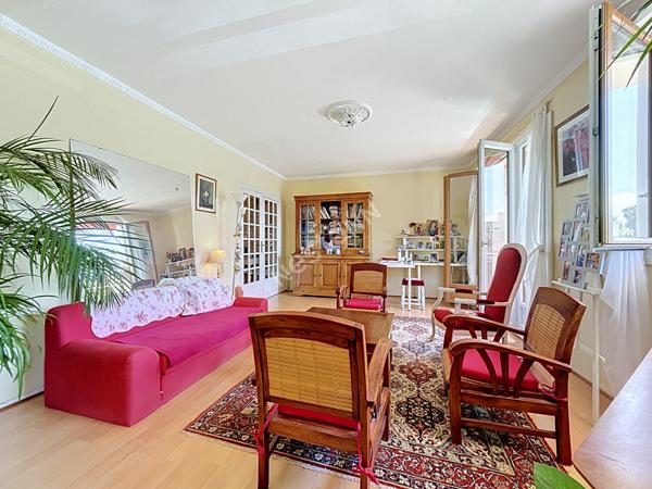 APPARTEMENT - ST-CYR-SUR-LOIRE - QUARTIER DE LA MÉSANGERIE